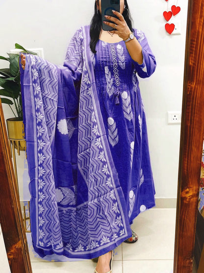 Beautiful Embroidered Suit Set with Dupatta