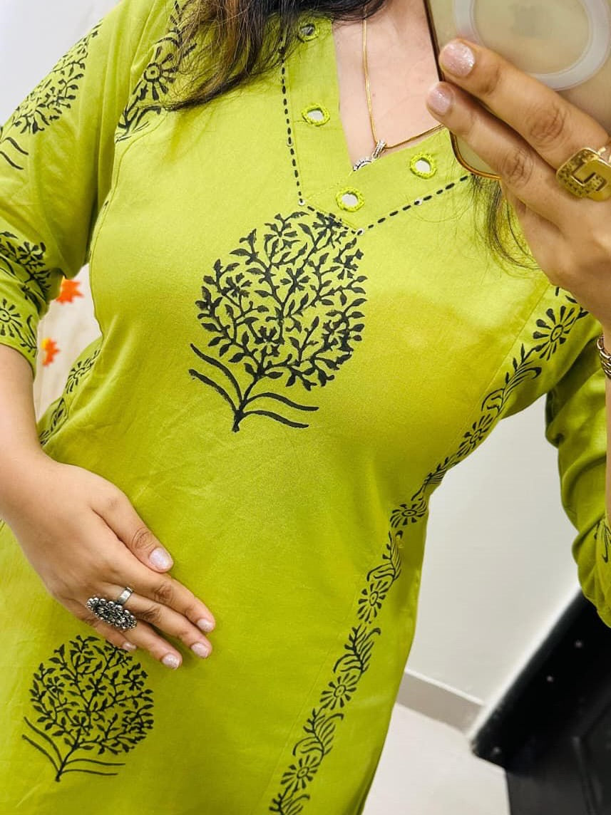 Elegant Floral Embroidered Co-ord Set